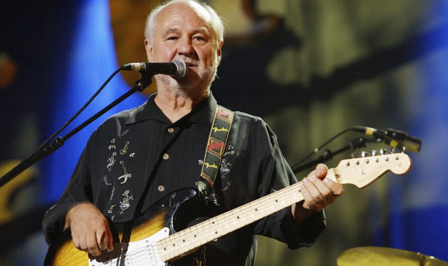 Sonny Curtis, rock ‘n’ roller who penned ‘Mary Tyler Moore Show’ theme, dies at 88