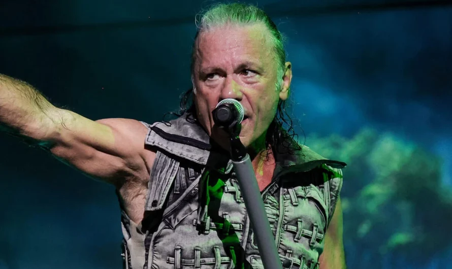 Bruce Dickinson Slams Phone Obsession at Concerts: “You’re Surrendering Your Senses to a Little Fascist”