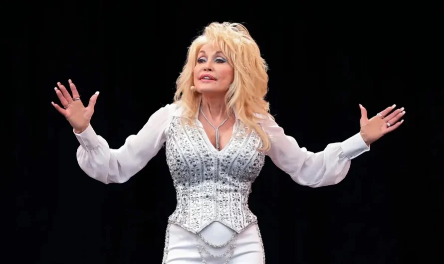 Dolly Parton Is Not Doing Well, Her Sister Asks for Prayers