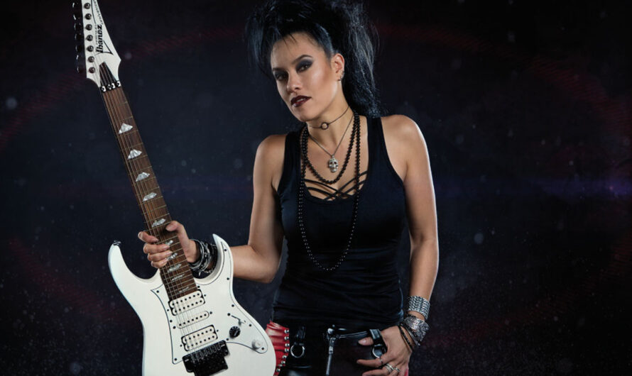 Ex-Evanescence Guitarist Disgusted by the Sex-Obsessed State of Rock Music Industry