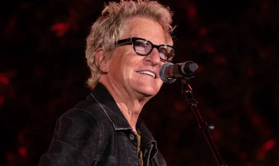 Kevin Cronin Issues Statement After Reuniting with REO Speedwagon Bandmates First Time In Months