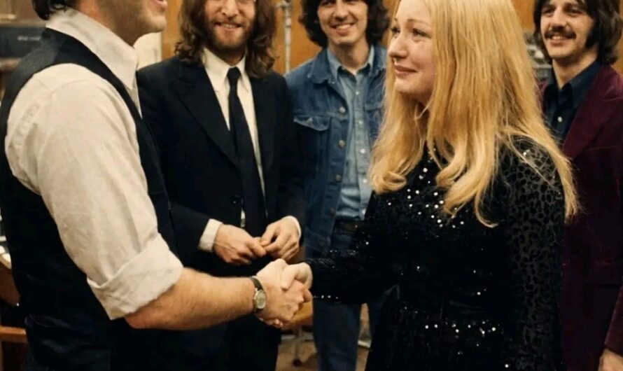 TERROR TURNED INTO LIFELONG BELIEF: The Quiet Paul McCartney Moment That Changed Mary Hopkin Forever